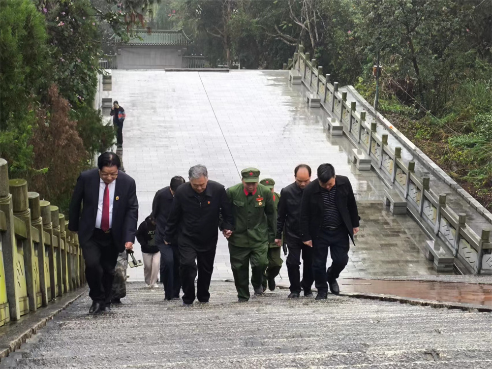 法卡山1.jpg 法卡山1.jpg